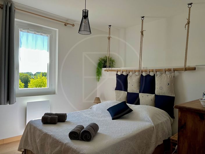 Image No.13-10 Bed House for sale