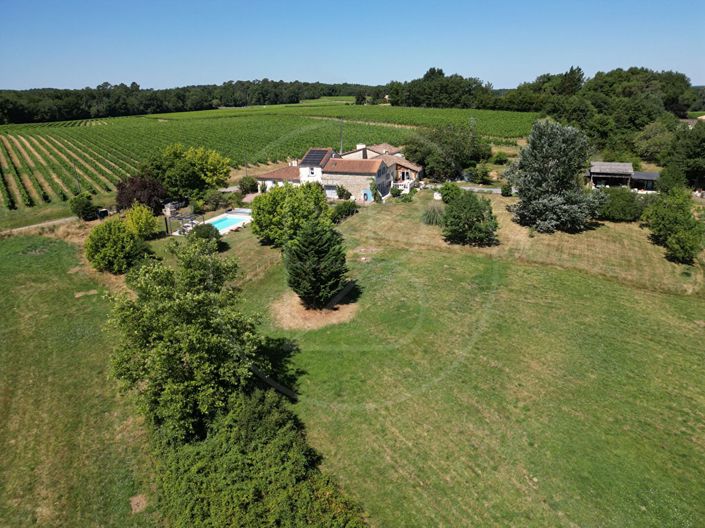 Image No.18-10 Bed House for sale