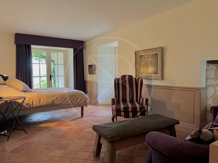 Image No.11-7 Bed House for sale