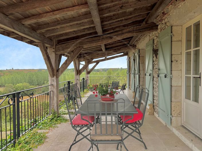 Image No.4-7 Bed House for sale