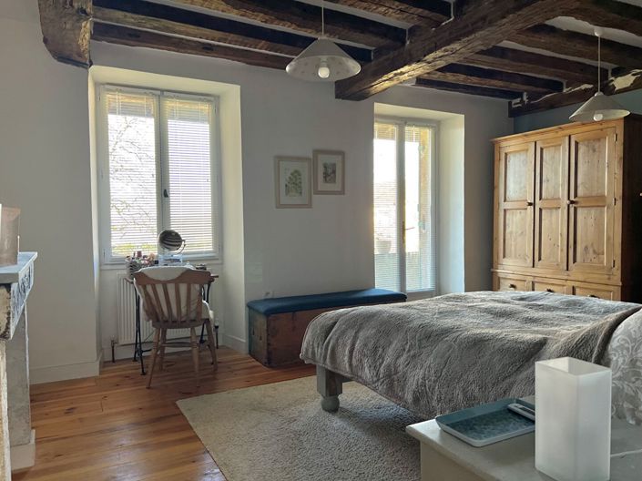 Image No.12-12 Bed House for sale