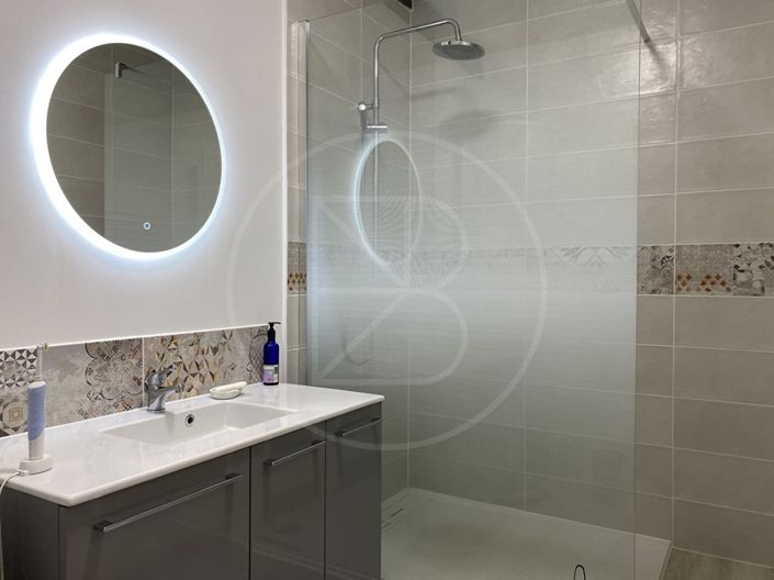 Image No.9-Maison de 3 chambres à vendre à Gensac