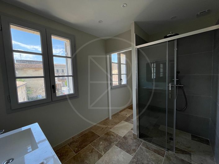 Image No.13-4 Bed House for sale