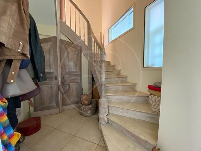 Image No.10-5 Bed House for sale