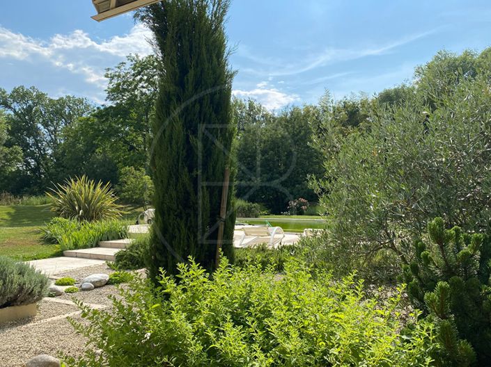 Image No.15-5 Bed House for sale