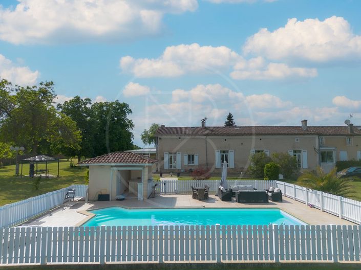 Image No.3-5 Bed House for sale