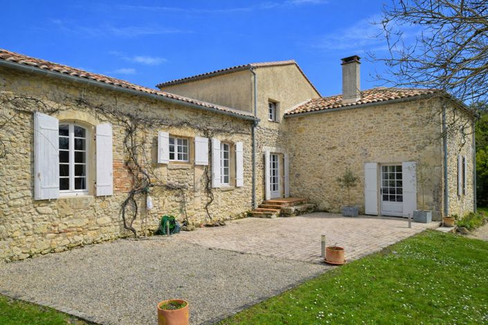 Image No.3-Maison de 4 chambres à vendre à Gensac