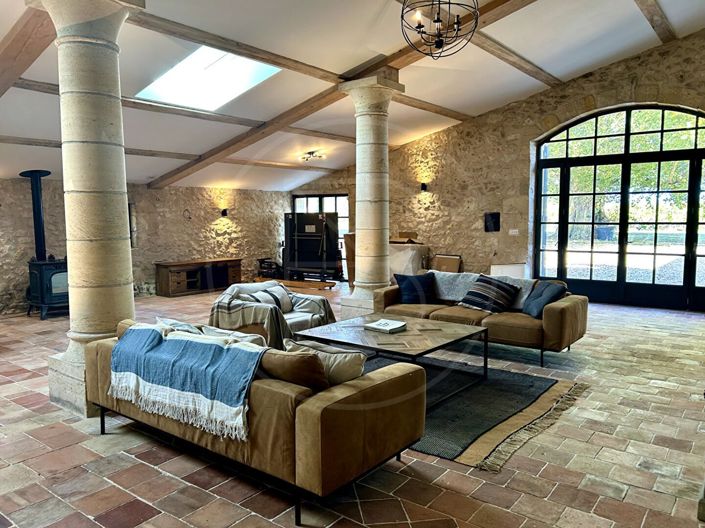 Image No.3-5 Bed House for sale