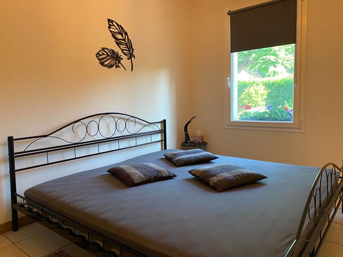 Image No.12-3 Bed House for sale