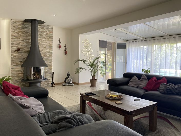 Image No.7-3 Bed House for sale