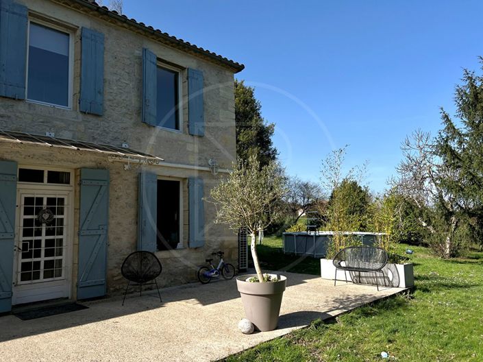 Image No.2-4 Bed House for sale