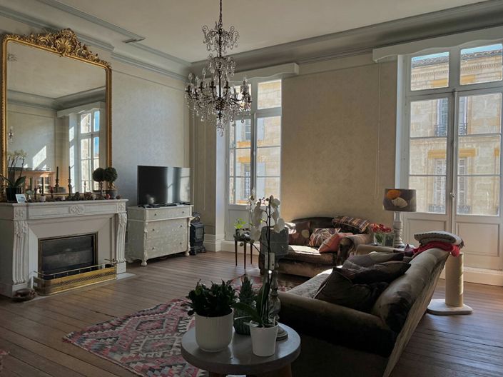 Image No.5-10 Bed House for sale