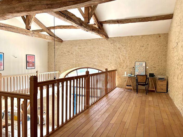 Image No.16-7 Bed House for sale