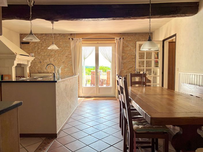 Image No.9-7 Bed House for sale