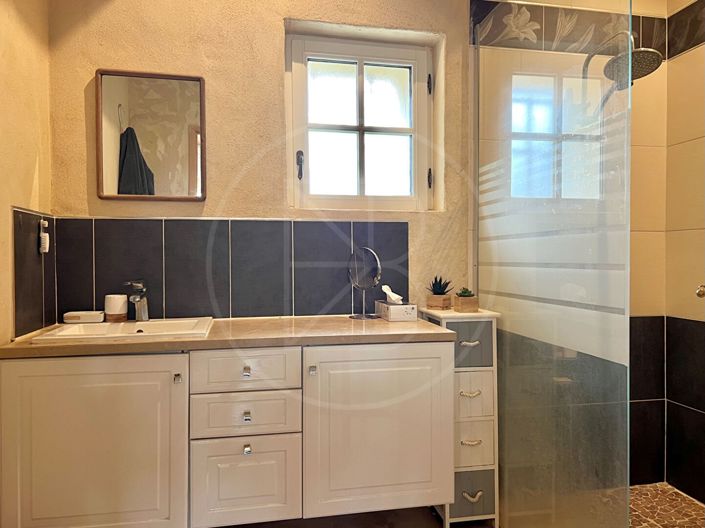 Image No.14-4 Bed House for sale