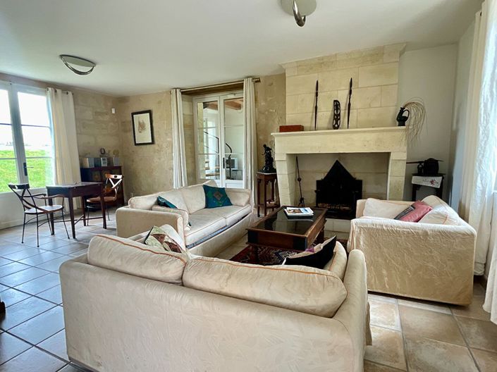Image No.6-6 Bed Property for sale