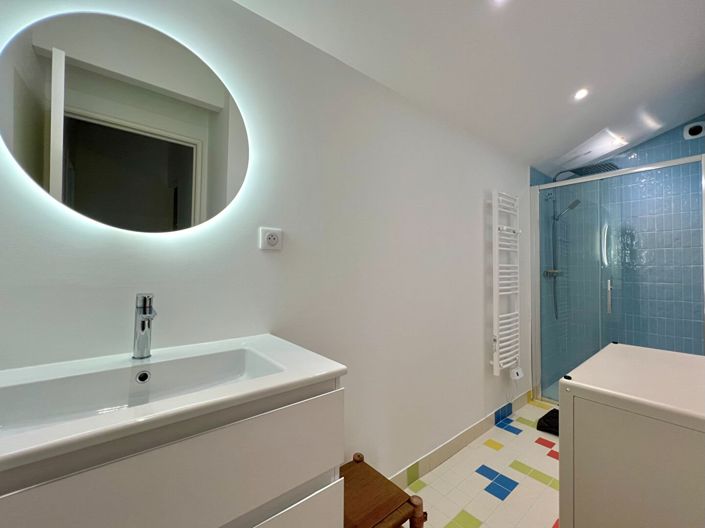 Image No.12-5 Bed House for sale
