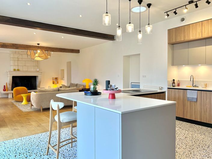 Image No.4-5 Bed House for sale