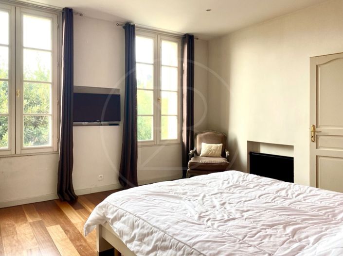 Image No.9-3 Bed House for sale