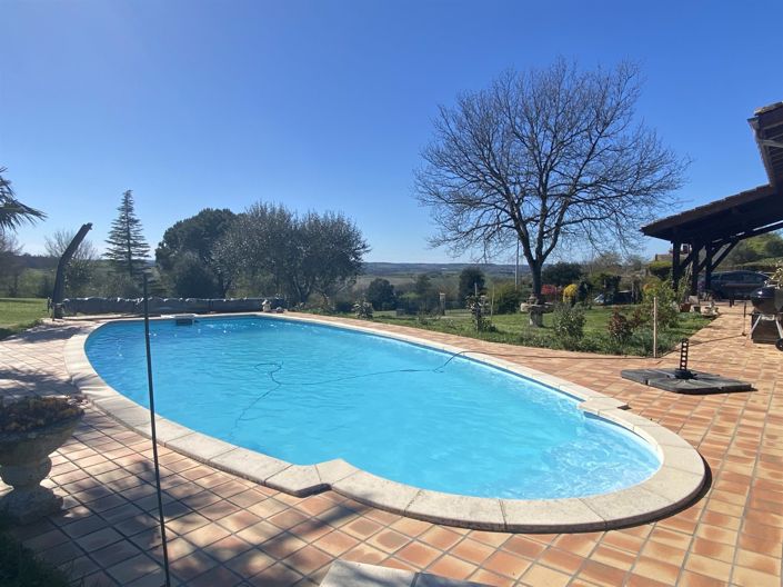 Image No.21-5 Bed House for sale