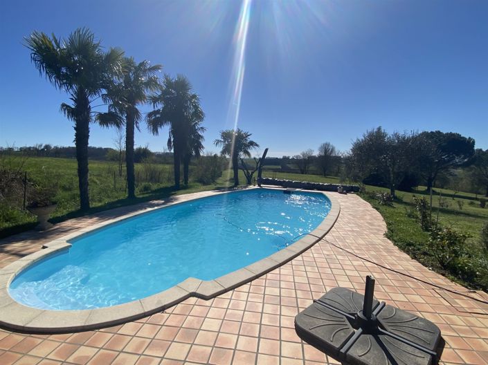 Image No.22-5 Bed House for sale