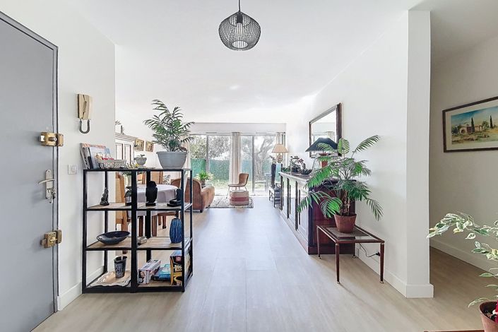 Image No.14-2 Bed Apartment for sale