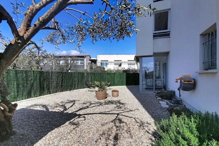 Image No.15-2 Bed Apartment for sale