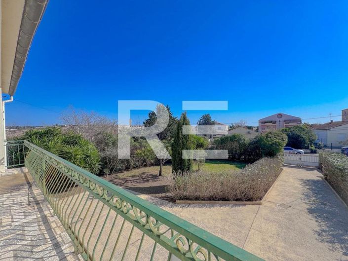 Image No.12-3 Bed House for sale