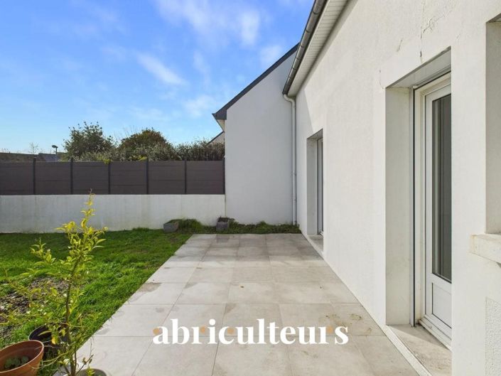 Image No.13-3 Bed House for sale