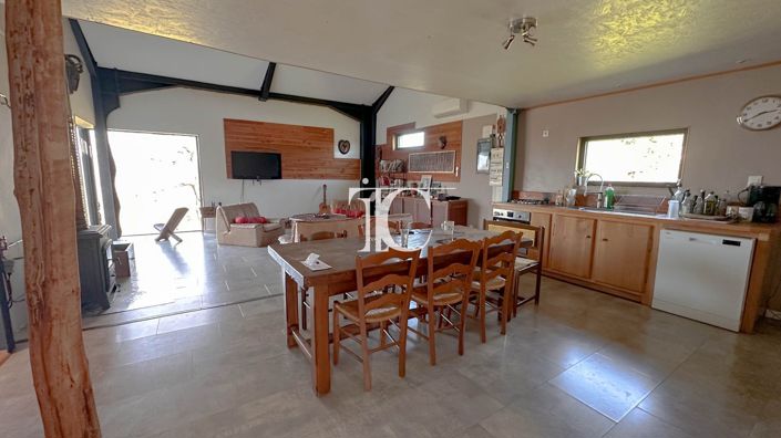 Image No.6-Maison de 4 chambres à vendre à Chambon