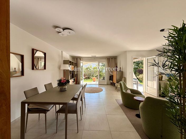 Image No.3-Maison de 3 chambres à vendre à Saint-Raphael