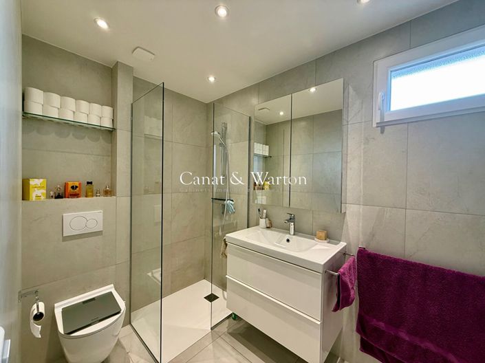 Image No.8-Maison de 3 chambres à vendre à Saint-Raphael