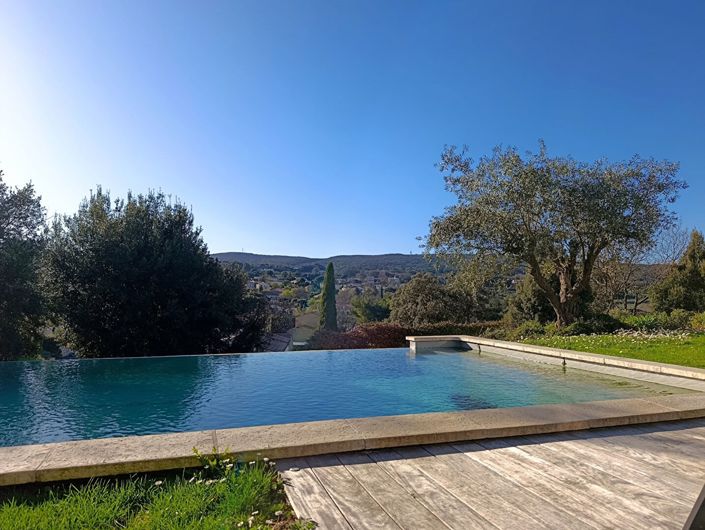 Image No.3-5 Bed House for sale