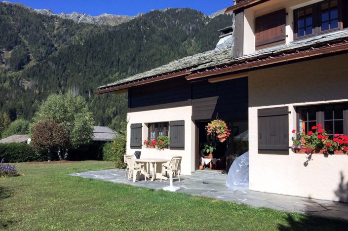 Image No.2-4 Bed House for sale