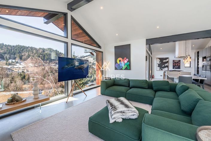 Image No.3-4 Bed House for sale