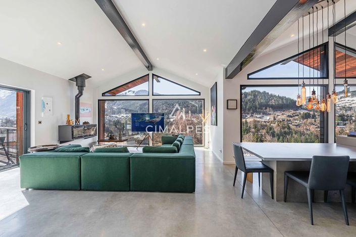 Image No.5-4 Bed House for sale