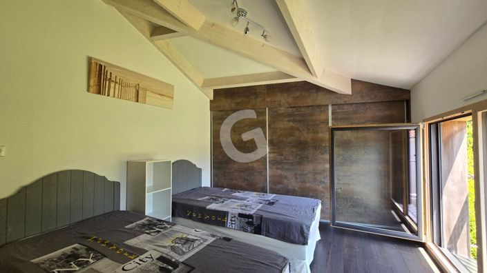 Image No.12-4 Bed House for sale