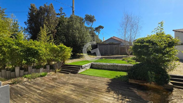 Image No.2-4 Bed House for sale