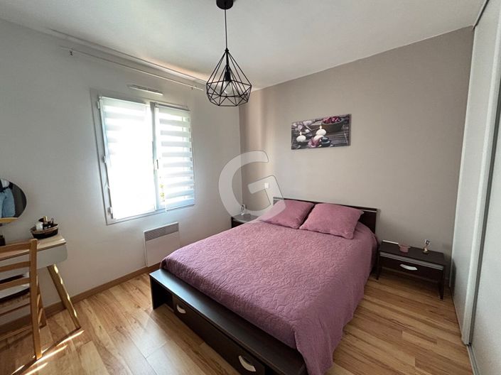 Image No.11-3 Bed House for sale