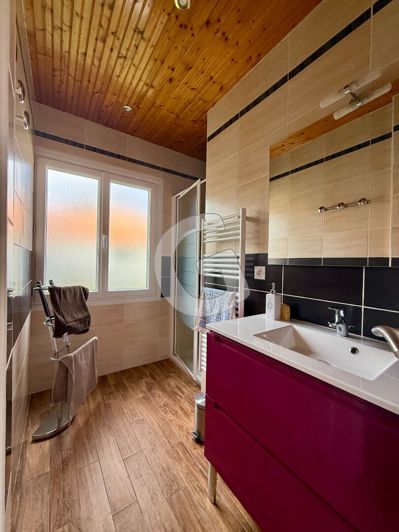 Image No.15-4 Bed House for sale