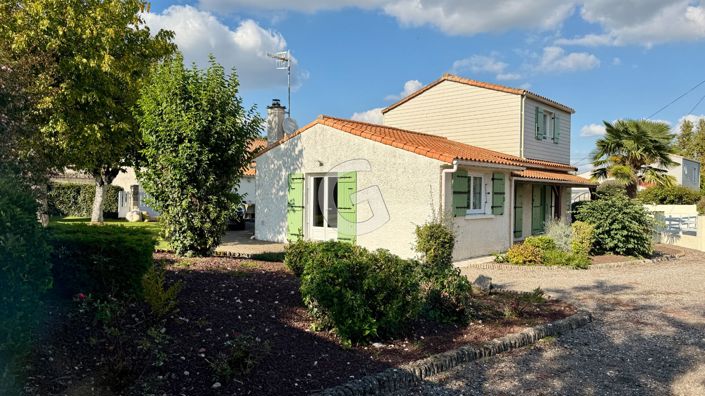 Image No.16-4 Bed House for sale