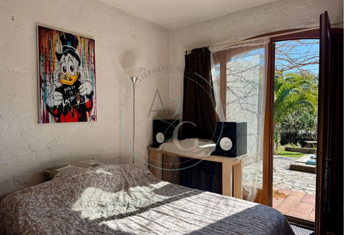 Image No.5-4 Bed House for sale