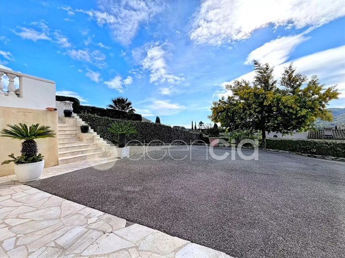 Image No.4-3 Bed House for sale