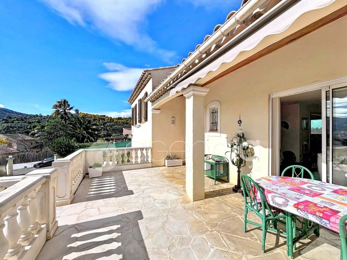 Image No.6-3 Bed House for sale