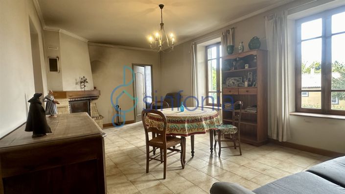 Image No.4-Maison de 3 chambres à vendre à Arpaillargues-et-Aureillac