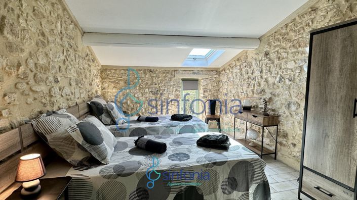 Image No.10-7 Bed House for sale