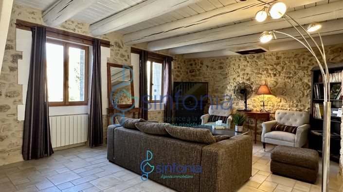 Image No.8-7 Bed House for sale