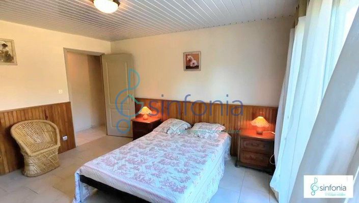 Image No.11-Maison de 6 chambres à vendre à Serviers-et-Labaume