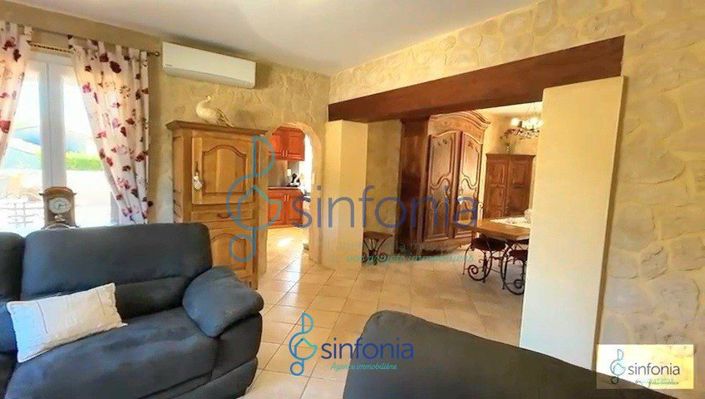 Image No.5-Maison de 6 chambres à vendre à Serviers-et-Labaume