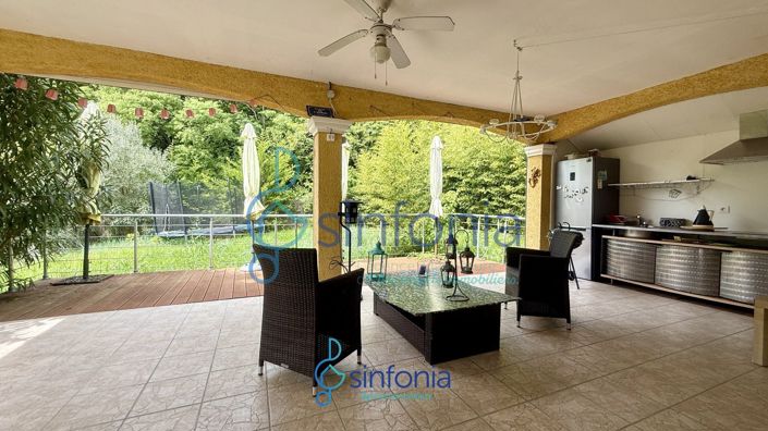 Image No.4-Maison de 4 chambres à vendre à Uzès